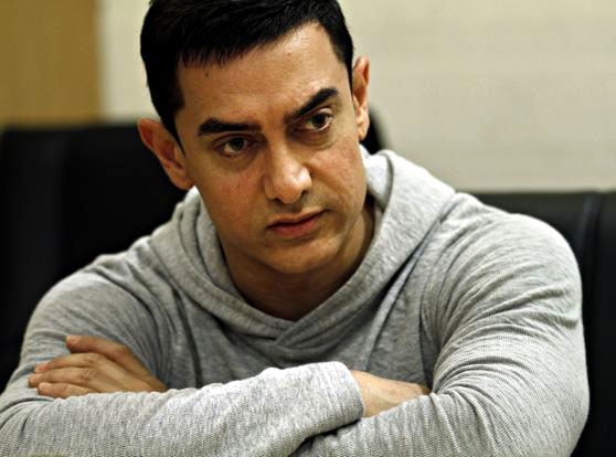 aamir khan,desh bhakti,maharashtra,helping nature,water foundation,  దేశభక్తిని చాటుకుంటోన్న బాలీవుడ్ హీరో! 